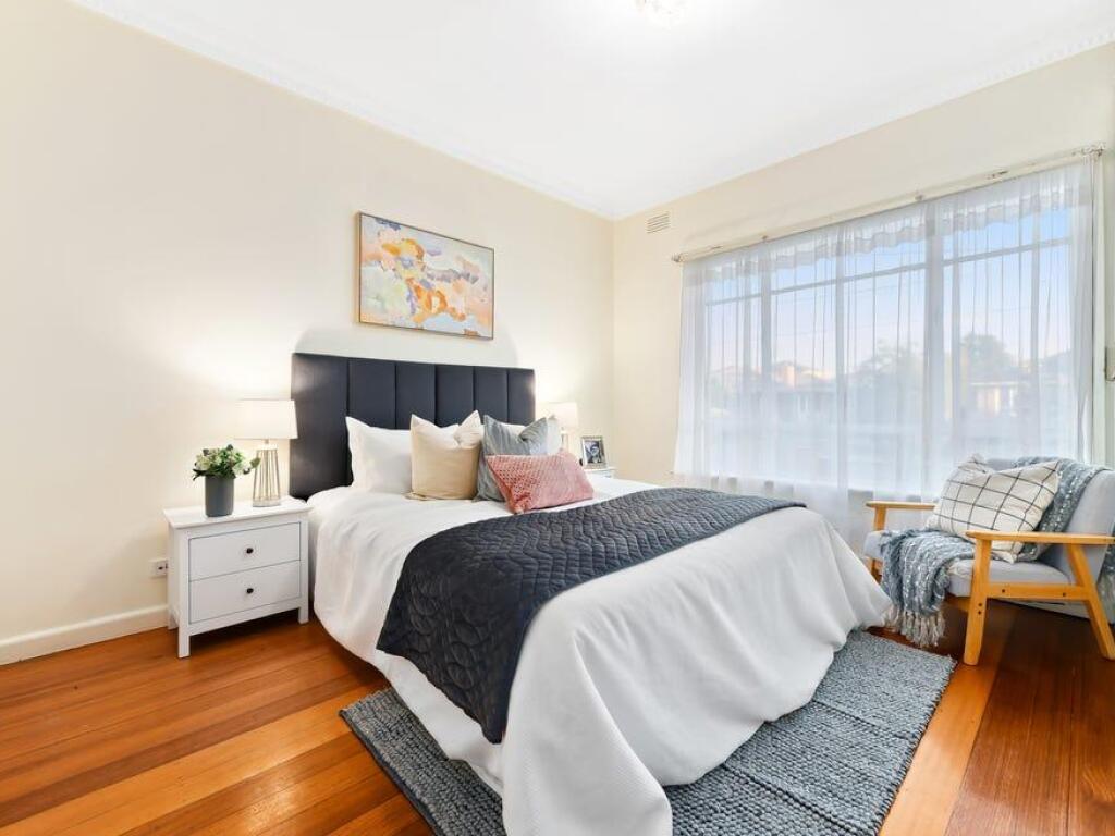 Noble Park - $250
