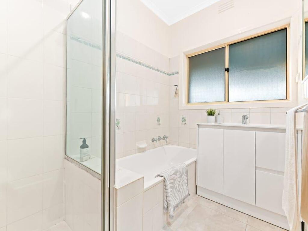 Noble Park - $250