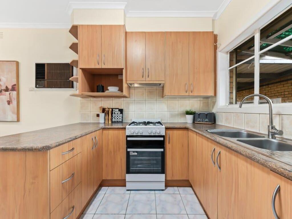Noble Park - $250