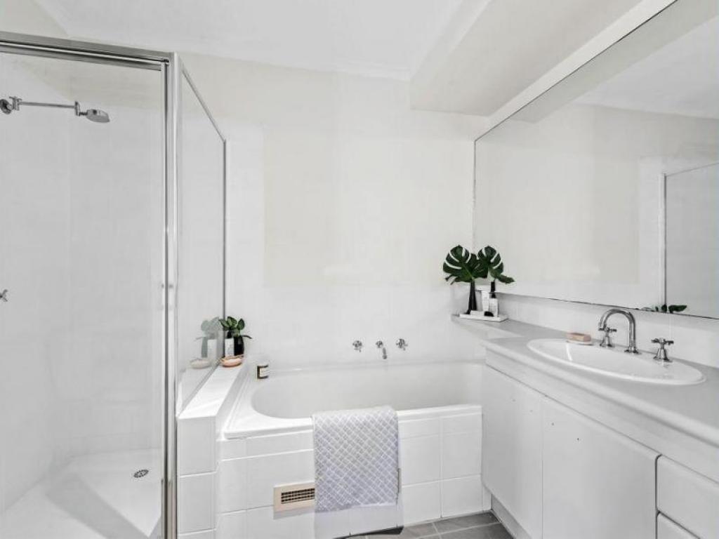 Melbourne - $150